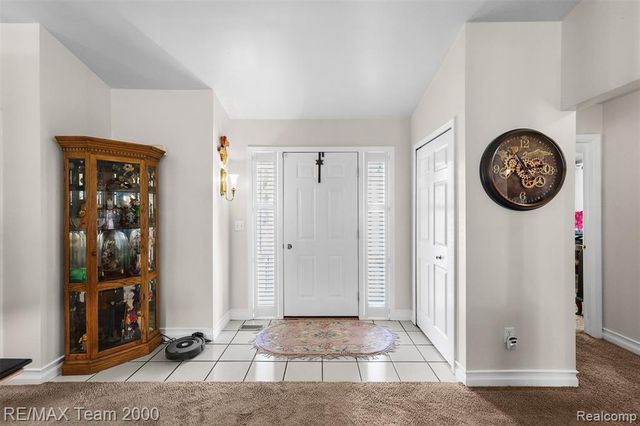 421 Light Tower Court, Belleville, MI 48111