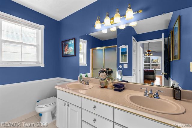 421 Light Tower Court, Belleville, MI 48111