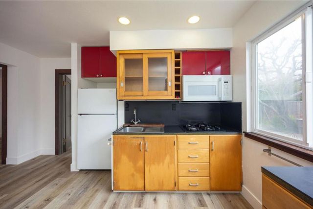 1161 Tamarind Street, Montara, CA 94037