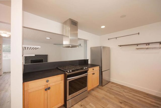 1161 Tamarind Street, Montara, CA 94037