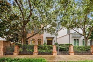 1126 Lake Pointe Parkway, Sugar Land, TX 77478