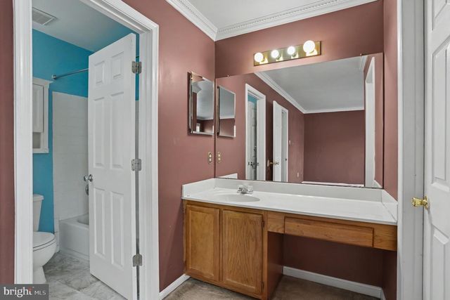 4404 BRONZE WING CT, Nottingham, MD 21236