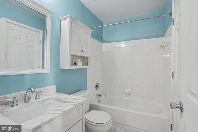 4404 BRONZE WING CT, Nottingham, MD 21236