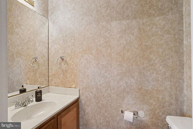 4404 BRONZE WING CT, Nottingham, MD 21236