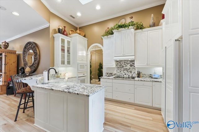 3706 Colorado Court SW, Decatur, AL 35603