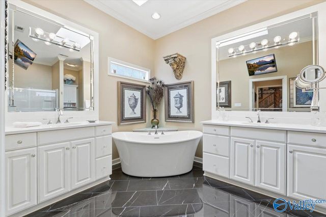 3706 Colorado Court SW, Decatur, AL 35603