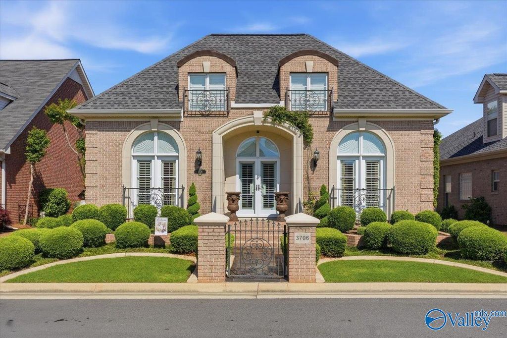 3706 Colorado Court SW, Decatur, AL 35603