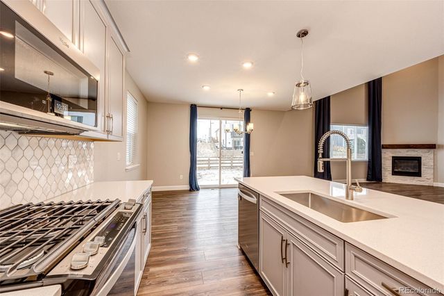 379 Silver Rock Trail, Castle Rock, CO 80104