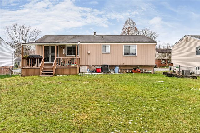 23 Seneca Drive, Hempfield Twp, PA 15601