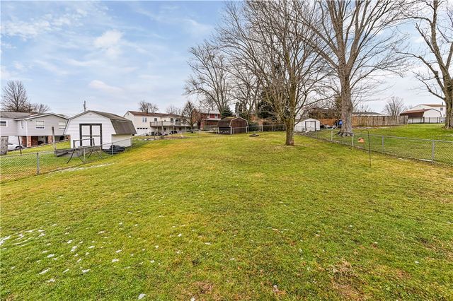 23 Seneca Drive, Hempfield Twp, PA 15601