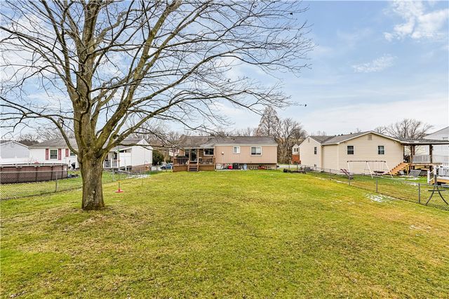 23 Seneca Drive, Hempfield Twp, PA 15601