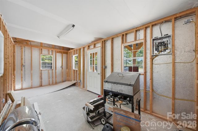 2617 NC 18 US 64 Highway, Morganton, NC 28655