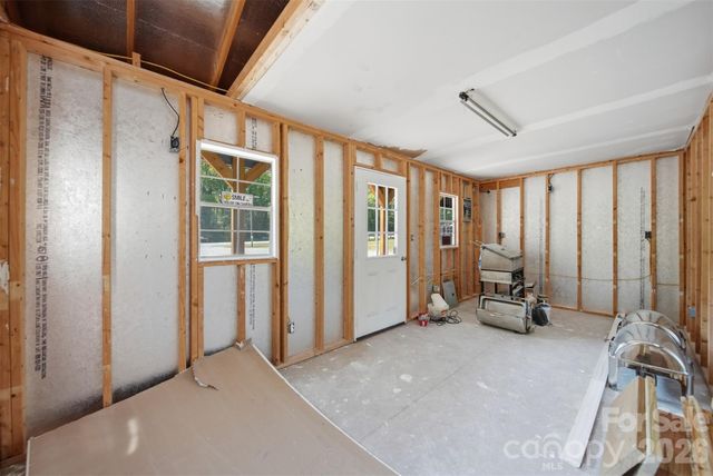 2617 NC 18 US 64 Highway, Morganton, NC 28655