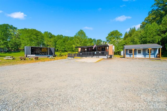 2617 NC 18 US 64 Highway, Morganton, NC 28655