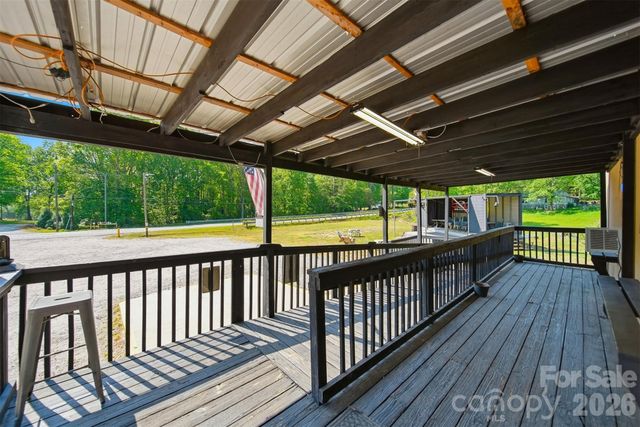 2617 NC 18 US 64 Highway, Morganton, NC 28655