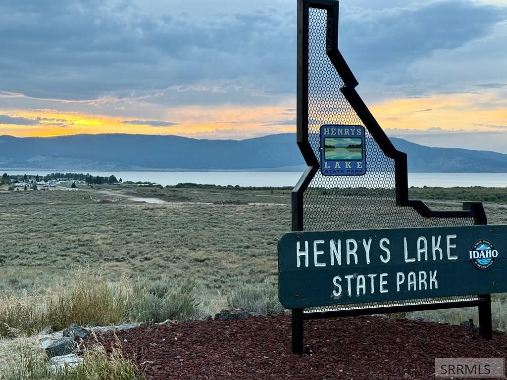 Image 30 of property listing at 3715 Fisher Pointe Drive, Island Park, ID 83429