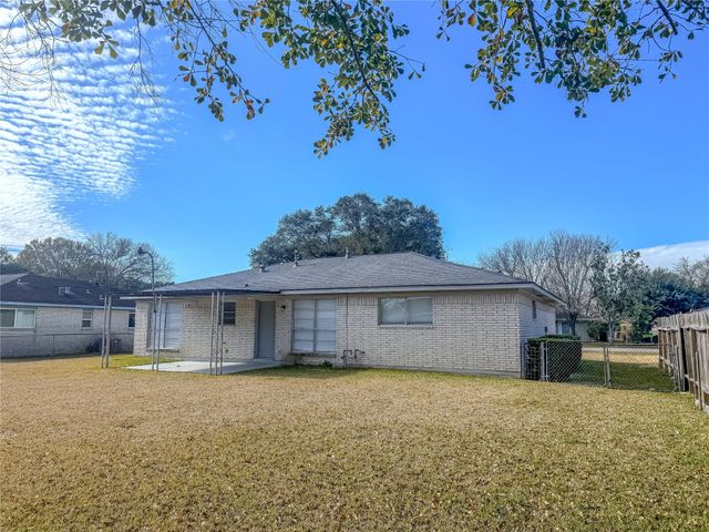 1727 Junker Street, Rosenberg, TX 77471