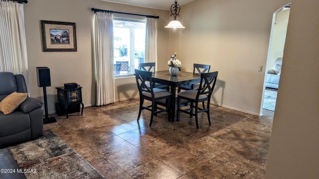 38135 S Rolling Hills Drive, Tucson, AZ 85739