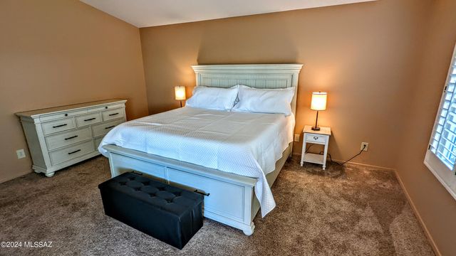 38135 S Rolling Hills Drive, Tucson, AZ 85739