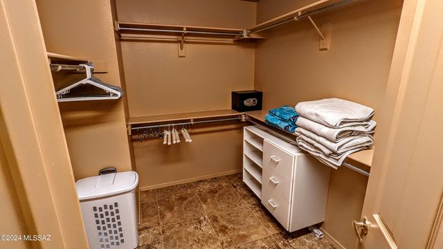38135 S Rolling Hills Drive, Tucson, AZ 85739