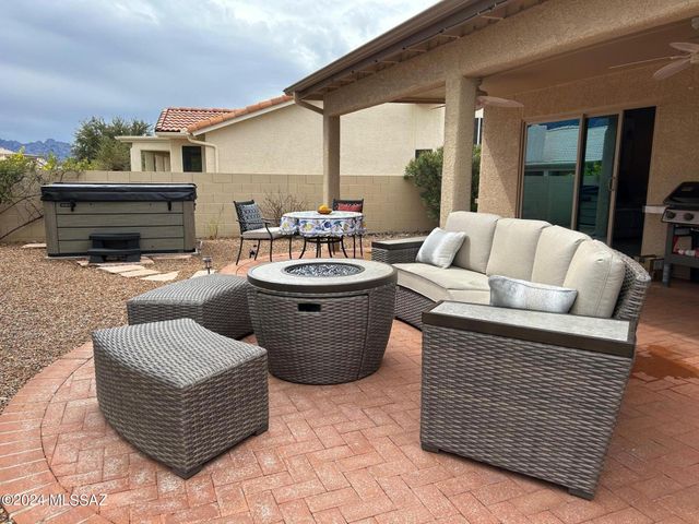 38135 S Rolling Hills Drive, Tucson, AZ 85739