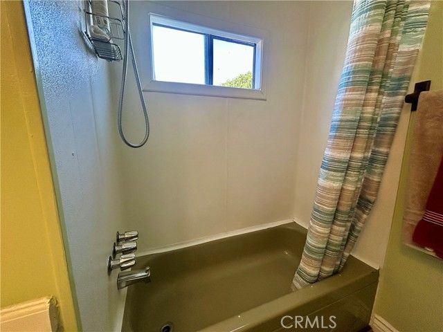 1045 N Azusa 145, Covina, CA 91722