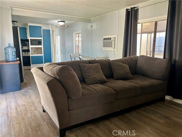 1045 N Azusa 145, Covina, CA 91722