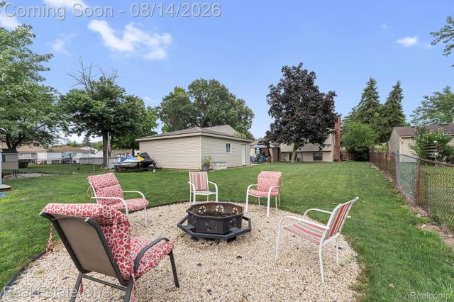30374 Torry Avenue, Flat Rock, MI 48134
