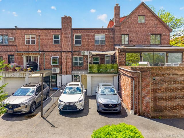6207 Alderton Street, Rego Park, NY 11374