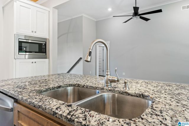 1047 CREEL DRIVE, Moody, AL 35004