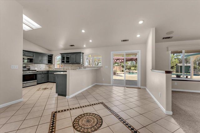 19243 Granola Way, Cottonwood, CA 96022