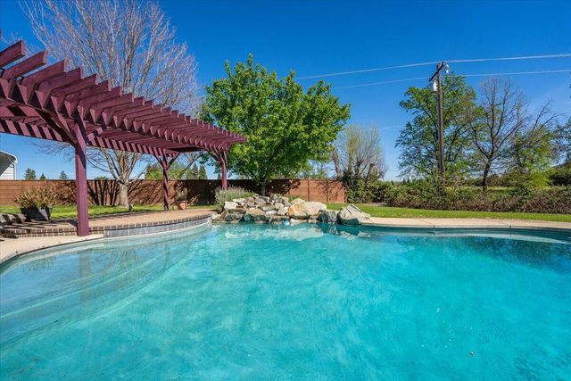 19243 Granola Way, Cottonwood, CA 96022