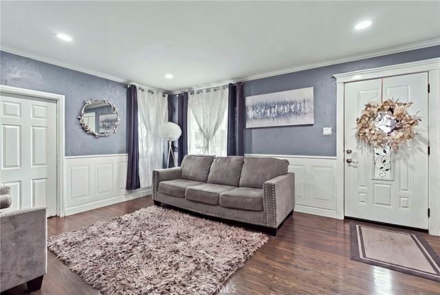 14324 S Corlett, Compton, CA 90220
