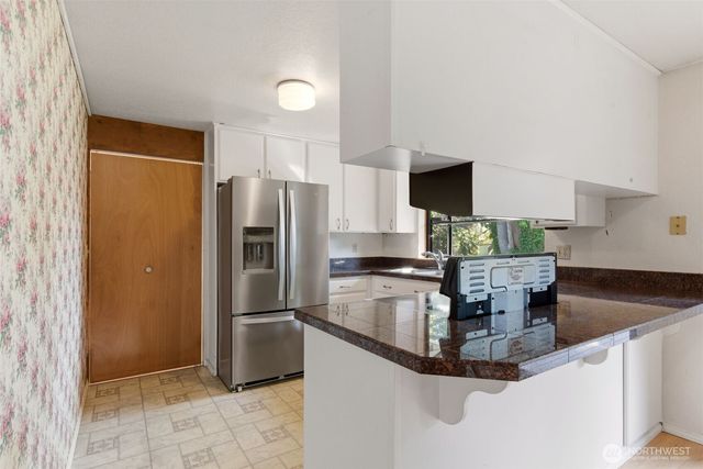 25248 111th Avenue SE, Kent, WA 98030