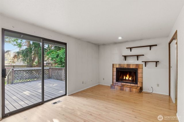 25248 111th Avenue SE, Kent, WA 98030