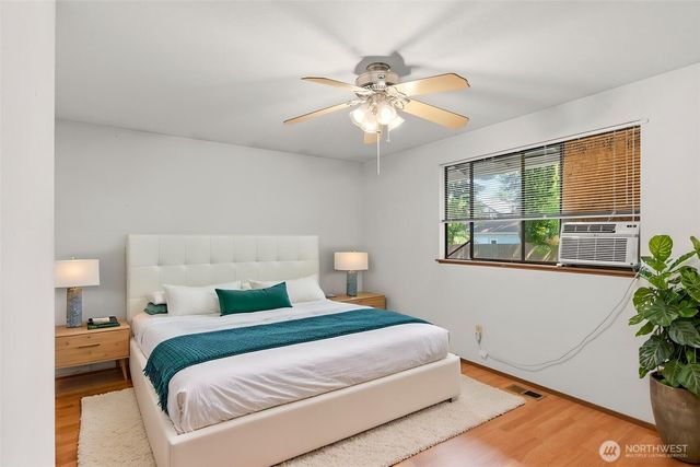 25248 111th Avenue SE, Kent, WA 98030