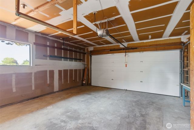 25248 111th Avenue SE, Kent, WA 98030