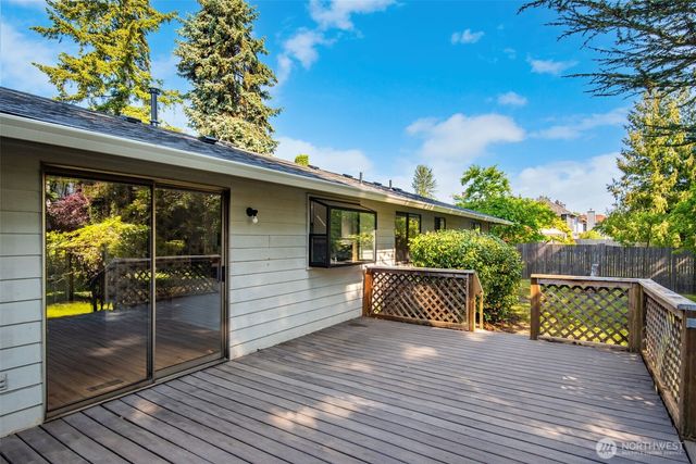 25248 111th Avenue SE, Kent, WA 98030