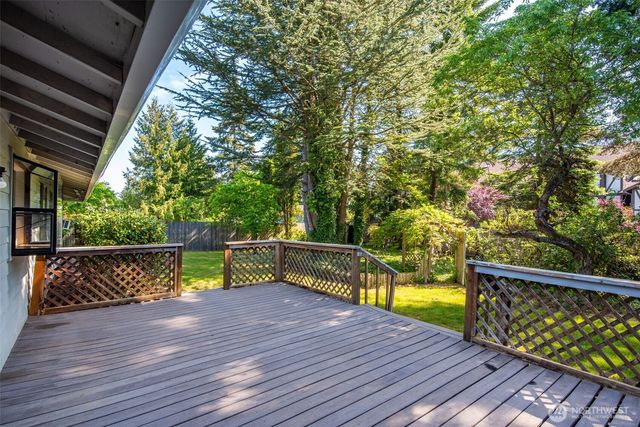 25248 111th Avenue SE, Kent, WA 98030