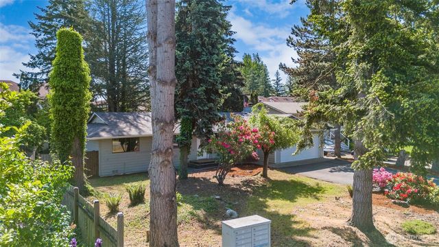 25248 111th Avenue SE, Kent, WA 98030