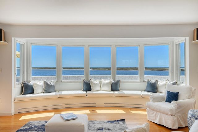 103 Edgartown Bay Road, Edgartown, MA 02539