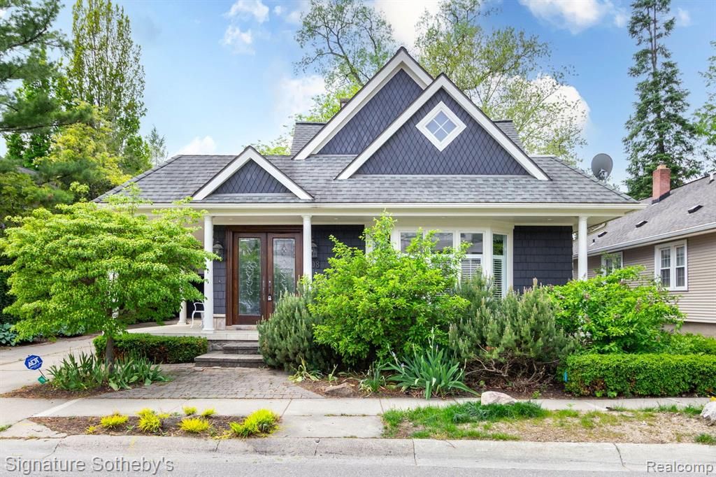 608 Purdy Street, Birmingham, MI 48009