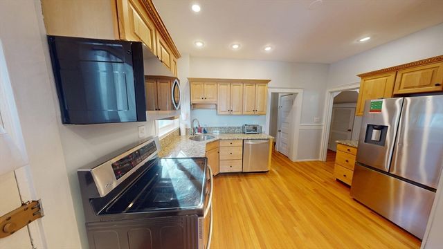 42 Englewood Ave 1, Boston, MA 02135