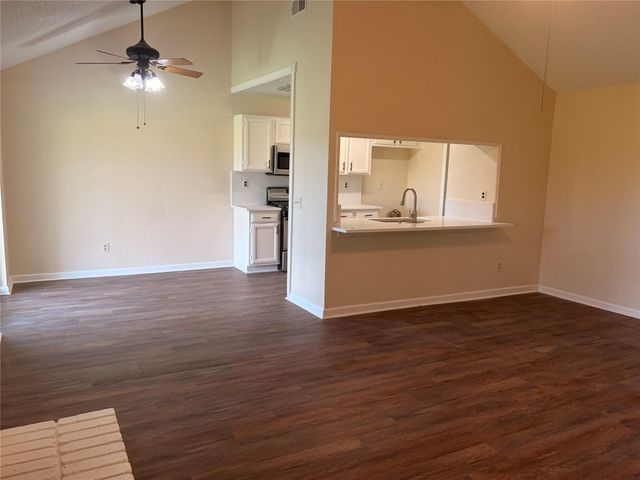 3307 E Heatherock Circle, Sugar Land, TX 77479