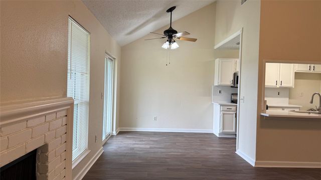 3307 E Heatherock Circle, Sugar Land, TX 77479