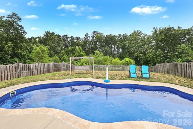 200 Stowe Creek Lane, Mount Holly, NC 28120