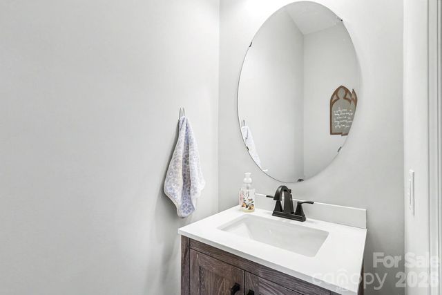 200 Stowe Creek Lane, Mount Holly, NC 28120