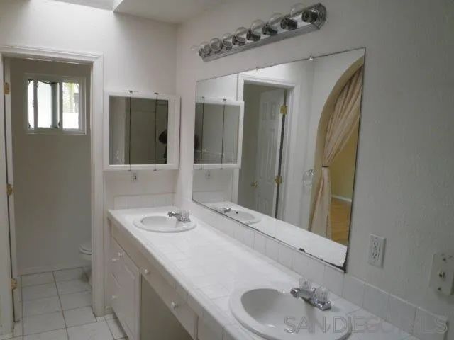 5641 CHELSEA AVE, La Jolla, CA 92037