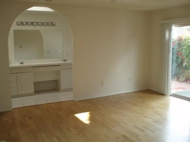 5641 CHELSEA AVE, La Jolla, CA 92037