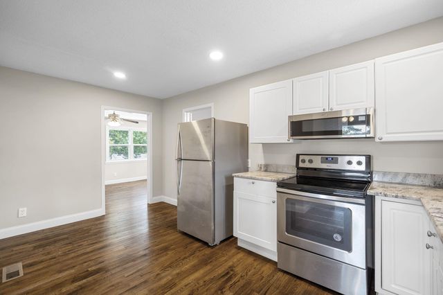 204 Booth Road, Chattanooga, TN 37411